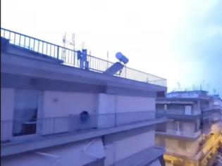 Φωτογραφία για Κακοκαιρία στη Θεσσαλονίκη: Καταιγίδα με αστραπές και βροντές (βίντεο)