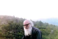 Τι απάντησε ο Άγιος Πορφύριος σε ψυχίατρο που κατηγόρησε τον Χριστιανισμό ότι δημιουργεί ενοχές και μελαγχολία;