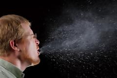 Ανεπαρκείς οι οδηγίες για κοινωνική αποστασιοποίηση 1,5 με 2 μέτρα