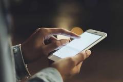 Πώς παρακολουθούν τους πολίτες από τα κινητά τους λόγω κορωνοϊού: Toυς εντοπίζουν & τους πιάνουν οι Αρχές... τυχαίως