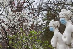 «Αγριεύει» η παγκόσμια «μάχη» για μάσκες - Καταγγελίες για αμφιλεγόμενες μεθόδους κρατών