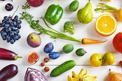 Τα φρούτα και τα λαχανικά που αντέχουν στο ψυγείο τουλάχιστον 1 μήνα