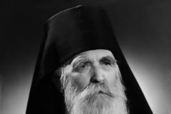 Οι μακρύνοντες εαυτούς από τον Θεό,απολούνται(Γέροντας Φιλόθεος Ζερβάκος)