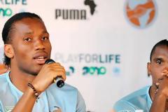 Κορωνοϊός: Αφρικανοί αθλητές ξεσπούν κατά Γάλλων επιστημόνων