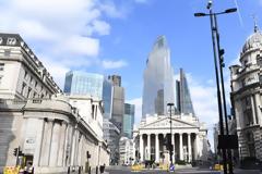 Βρετανία: Μετά την επιδημία αναμένεται «έκρηξη» φτώχειας