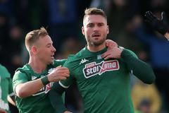 Τα λεφτά του Βέλεθ θα ζητήσει ο Σένκεφελντ