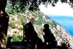 Ο Άγιος Πορφύριος συνιστοῦσε ἀντί γιά τήν ψυχανάλυση τήν «θεία ψυχανάλυση» δηλαδή τήν καλή Γενική ἐξομολόγηση