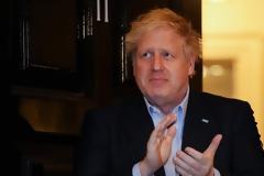 Μπόρις Τζόνσον: Στο νοσοκομείο μετά από 10 ημέρες ασθένειας