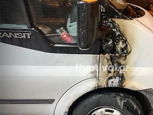 Φωτογραφία για Εμπρηστική επίθεση σε οχήματα εταιριών courier