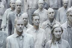 COVID-19: o βασιλιάς είναι γυμνός