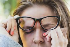 Μην αγγιζετε τα μάτια σας, Νέα μελέτη λέει ότι ο κοροναϊός βρίσκεται στα δάκρυα