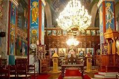 Εκκλησίες: «Φρένο» και στις λειτουργίες σε ιδιωτικά κτήματα