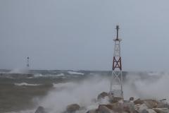 «Σάρωσαν» οι άνεμοι: Ριπές 135 χλμ/ώρα στην Κάρυστο, 126 χλμ/ώρα στην Πεντέλη