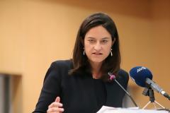 Κεραμέως.... Πανελλαδικές εντός Ιουνίου ή στη χειρότερη περίπτωση το πρώτο 15νθήμερο του Ιουλίου