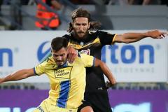 Τσιγκρίνσκι και Βράνιες κρίνουν τη μεταγραφή αμυντικού στην ΑΕΚ