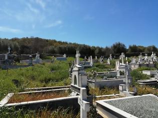Φωτογραφία για Πνιγμένο» στα χόρτα το νεκροταφείο στον ΠΡΟΔΡΟΜΟ Ξηρομέρου
