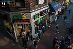 Το συγκλονιστικό οδοιπορικό στο Κουίνς από τους New York Times