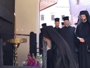 Φωτογραφία για 13469 - Η προσευχή του Οικουμενικού Πατριάρχη στην «Κλειστή Πύλη» (βίντεο)