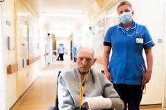 Βρετανία: 99χρονος επέζησε του Β΄ Παγκοσμίου Πολέμου, νίκησε και τον ιό