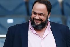 Τελικά, γιατί προχωρά σε αναστολή συμβάσεων;