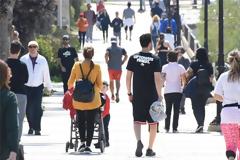 Το μήνυμα του δημάρχου Παλαιού Φαλήρου για τις εικόνες συνωστισμού