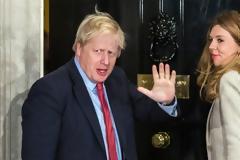 Μπόρις Τζόνσον: Έφτασε κοντά στο θάνατο, στους γιατρούς χρωστάει τη ζωή του