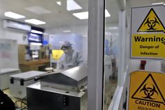 Νέα μελέτη «ακυρώνει» τα οφέλη της υδροξυχλωροκίνης στη θεραπεία της νόσου