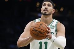 Ενές Καντέρ: Ο Ερντογάν συνεχίζει την καταστολή αλλά το παίζει σωτήρας