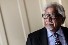 Το μήνυμα του εγγονού του Γκάντι για τον φονικό ιο