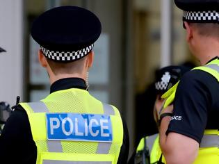 Φωτογραφία για Βρετανία: Αστυνομικοί δεν δέχτηκαν τις ταυτότητες νοσηλευτών