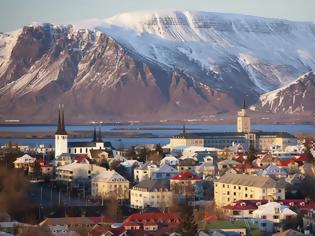 Φωτογραφία για Η Ισλανδία έβαλε στην κρίση τους τραπεζίτες φυλακή – Στην κρίση του κοροναϊού πάλι βάζει τα γυαλιά σε όλους (video)