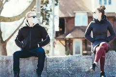 Κορωνοϊός: Η κοινωνική απόσταση ίσως πρέπει να διατηρηθεί έως το 2022!