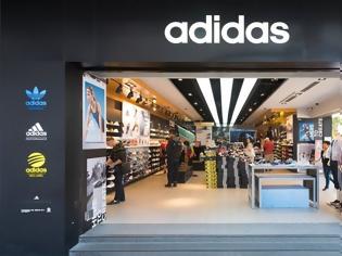 Φωτογραφία για Γερμανία: Η Adidas παίρνει δάνειο τριών δισεκατομμυρίων ευρώ