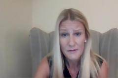 Γιατρός έχασε την επιμέλεια της κόρης της επειδή φροντίζει ασθενείς με Covid-19