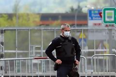 Γαλλία: Αστυνομικοί σκότωσαν Αφγανό που τους επιτέθηκε με μαχαίρι