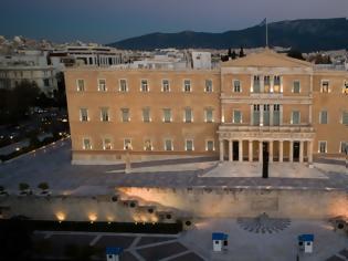 Φωτογραφία για Γραφείο προϋπολογισμού Βουλής: Oι οικονομικές συνέπειες του κορωνοϊού στην Ελλάδα -Το καλό και το κακό σενάριο