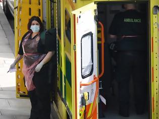 Φωτογραφία για Βρετανία: Νεκρή από τον ιό 28χρονη νοσοκόμα με υγιές μωρό