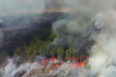 Αναζωπυρώνονται τα πύρινα μέτωπα περιμετρικά του εργοστασίου του Τσερνόμπιλ
