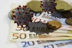 Κορονοϊός: Με κέρματα ή χαρτονομίσματα μεταδίδεται πιο εύκολα;