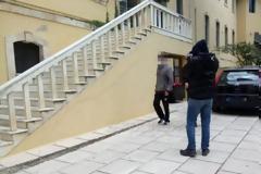 Απολογείται ο 37χρονος δάσκαλος από τα Χανιά- Κατηγορείται για ασέλγεια σε 5 ανήλικους