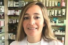 Φαρμακοποιός: Το πρώτο ανάχωμα στον «πόλεμο» κατά του κορωνοϊού