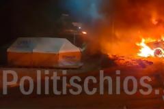 Χίος: Μετανάστες έκαψαν αυτοκίνητα και σκηνές