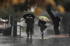 Προσοχή! Έρχεται ραγδαία επιδείνωση του καιρού, με βροχές, καταιγίδες, ισχυρούς ανέμους και σκόνη! Αναλυτικά η πρόγνωση για όλη τη χώρα