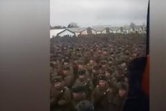 Σε καραντίνα 15.000 στρατιώτες μετά από πρόβα παρέλασης για την «Ημέρα της Νίκης»