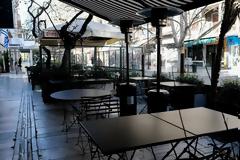 Επιστρεπτέα προκαταβολή: Με «τριχίλιαρα» στα άδεια ταμεία 100.000 επιχειρήσεων ζεσταίνεται πριν το άνοιγμα η αγορά