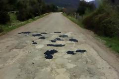 ΑΕΤΟΣ Ξηρομέρου: Ξεκίνησε η αποκατάσταση λακκουβών στους δρόμους του Χωριού - [ΦΩΤΟ]