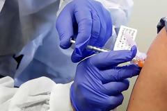 Τον υποχρεωτικό εμβολιασμό πολιτών πέρασε με νόμο η κυβέρνηση στις 11 Μαρτίου 2020