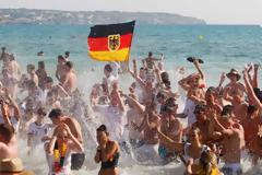 Γερμανία: Τερατωδώς κακή η ιδέα για διακοπές φέτος το καλοκαίρι