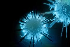 Κορωνοϊός: Πόσο επικίνδυνα είναι τα παπούτσια μας για μετάδοσή