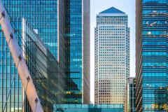 Πλούσιοι Ελληνες... «εσώκλειστοι» στο Λονδίνο